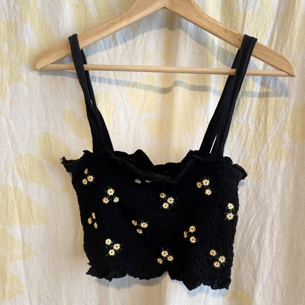 Black flower crop top